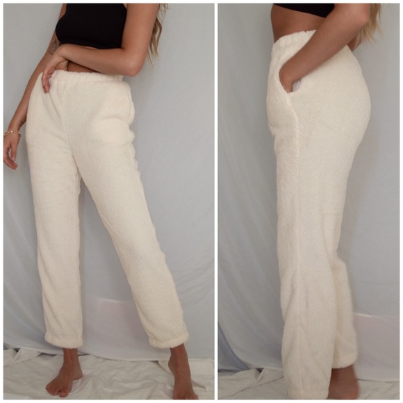 Fireside Fuzzy Fluffy Jogger - Picture 3 of 8